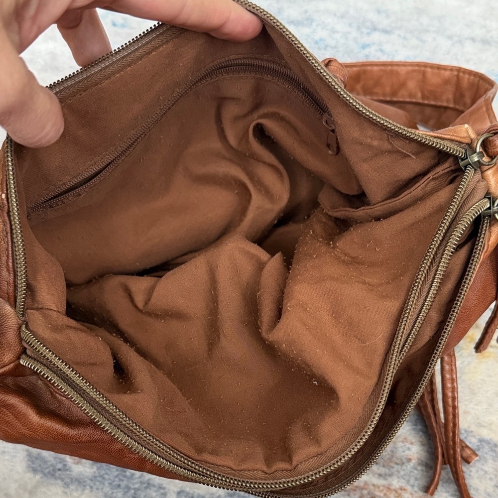 Stone & Co. Tan Leather Shoulder Bag - Picture 5 of 11